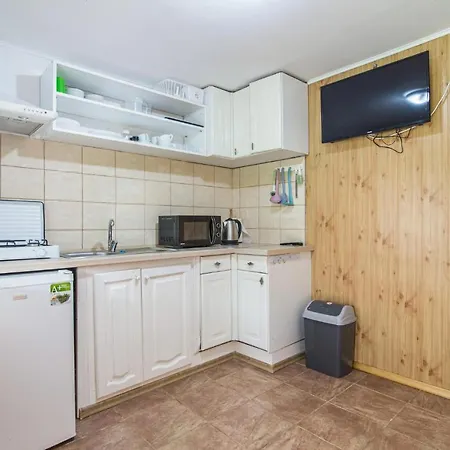 Holiday home Gorgeous In With Kitchen