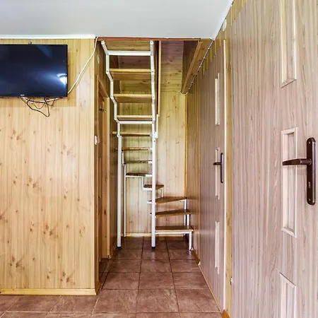 Holiday home Gorgeous In With Kitchen